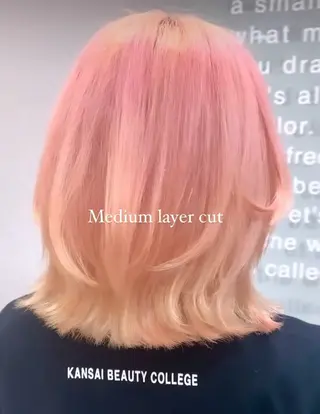 ミディアム カラー KOKOMO所属・Mizogami Yuriのヘアスタイル