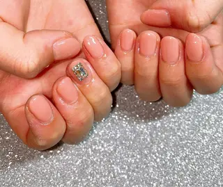 ネイル VIERU 🌈🎀💖のネイルデザイン