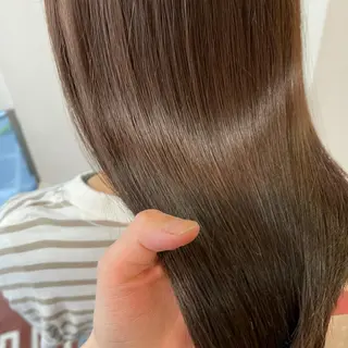 ミディアム カラー ブリーチなしで透け感 暖色カラーボブaoiのヘアスタイル