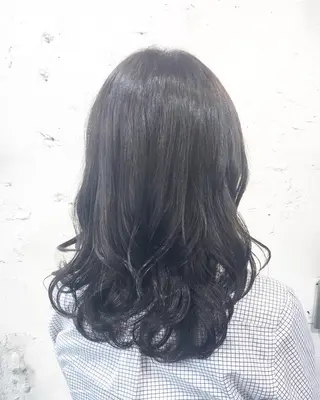 セミロング カラー ヘアアレンジ ✨艶髪✨透明感✨ 山内大樹のヘアスタイル