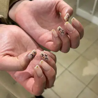 ネイル MARIE NAILS 大阪梅田店所属・藤原 舞衣のネイルデザイン