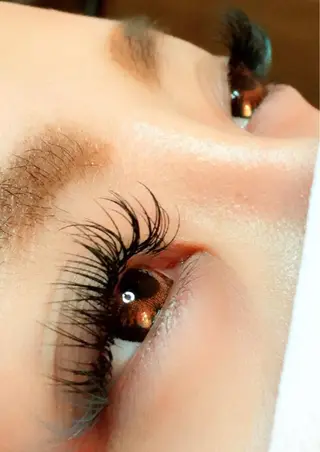 カラー マツエク・マツパ トータルビューティーサロンALICE所属・Yanagida Yurieのマツエク・マツパデザイン