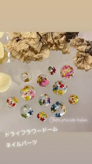 カラー ネイル Chérinail 爪のお手入れのネイルデザイン