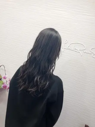 ロング カラー パーマ LaRmE Ayumi.のヘアスタイル