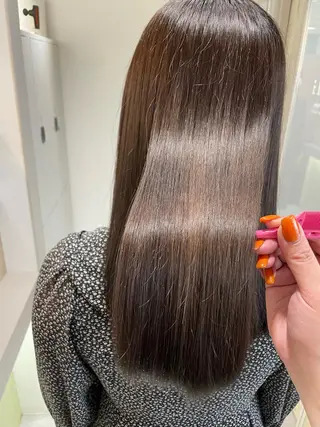 セミロング 西 めぐみのヘアスタイル