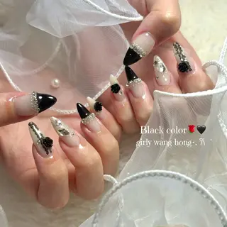 ネイル EmaNail豊中 🎀SANAのネイルデザイン