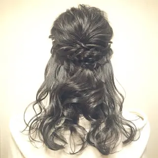 ヘアアレンジ 透明感カラー・ 髪質改善🩵イケダのヘアスタイル