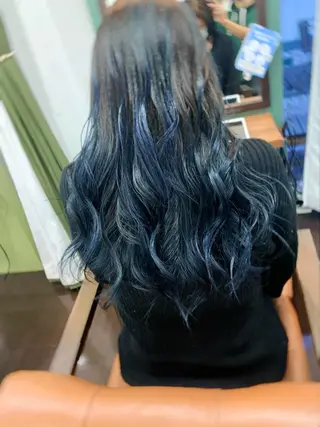 セミロング ブリーチ毛に縮毛矯正 ✨カラー✨山田 正幸のヘアスタイル