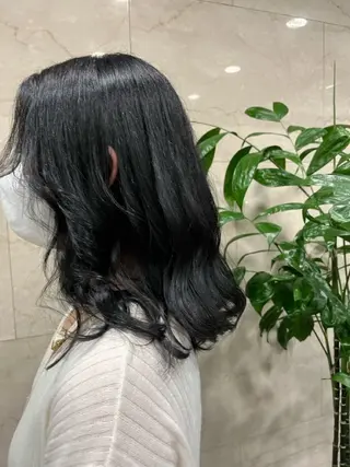 ロング 透明感カラー /ブリーチ/髪質改善のヘアスタイル