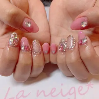 ネイル La neige* yuki 🥯🍑のネイルデザイン