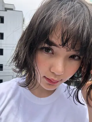 ショート 顔周りレイヤー/韓国 ブリーチminamiのヘアスタイル