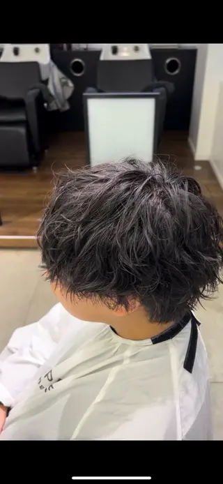 ショート パーマ メンズ SALOWIN横浜店所属・韓国パーマ/横浜 メンズブリーチのヘアスタイル