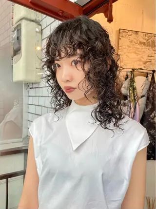 ミディアム カラー パーマ ハッシュカット/ 韓国ヘア☽⋰mahoのヘアスタイル