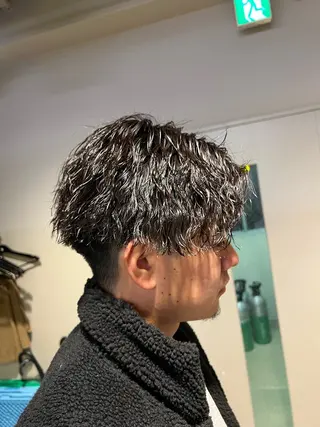 ショート カラー パーマ メンズ 韓国レイヤーカット /REIのヘアスタイル