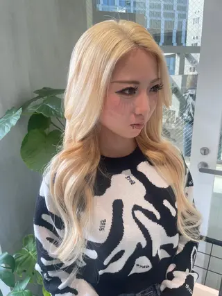 ロング カラー 🪸ハイトーンカラー エクステmisakiのヘアスタイル