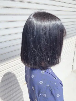 ミディアム カラー ARISA🦋推し・ アニメカラー/派手髪のヘアスタイル