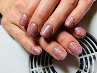 ネイル Nail Room  alma所属・立石 麗奈のネイルデザイン