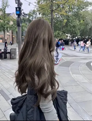 ロング カラー 🤍韓国大人っぽ ベージュMAI🤍のヘアスタイル