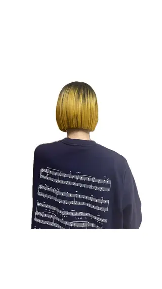 ショート カラー Y U  Iのヘアスタイル