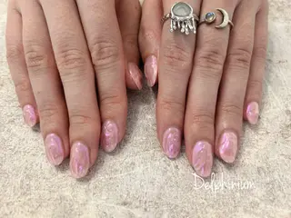 ネイル 岡本 友恵のネイルデザイン