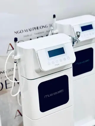 Hi Beauty 渋谷(ネイル、ハイパーナイフ6、脂肪れいきゃく、マッサージ&エステサロン)所属・Hi beauty 渋谷のネイルデザイン