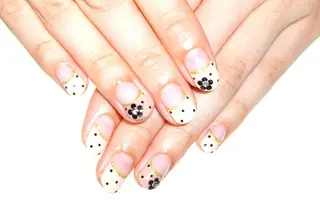 ネイル fujinail(バーバーフジノ)所属・藤野 智美のネイルデザイン