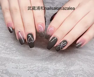 ネイル R inのネイルデザイン