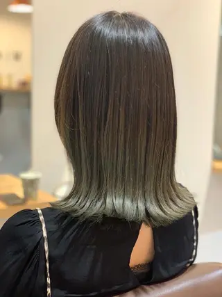 ミディアム MIA 菅原のヘアスタイル