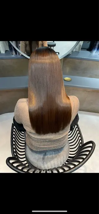 セミロング 半個室サロンyoures hair 髪質改善トリートメント東新宿店所属・榊原竜弥 髪質改善/美髪作りのヘアスタイル