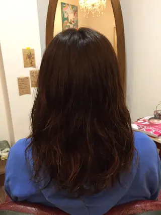 ミディアム パーマ 三好 美里のヘアスタイル