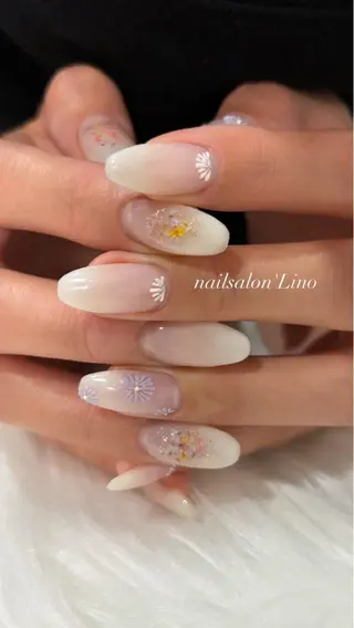 ネイル Lino𓂃⟡.· Chizuruのネイルデザイン
