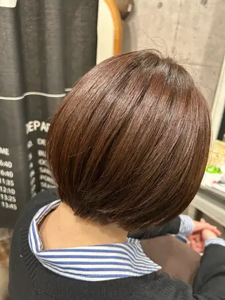 ショート カラー 今野 詩音のヘアスタイル