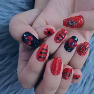 ネイル NOIROUGE所属・NOI ROUGEのネイルデザイン