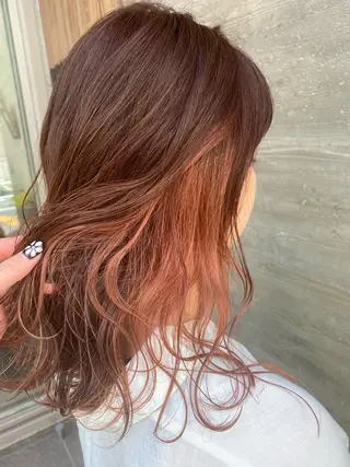 ミディアム mina .のヘアスタイル