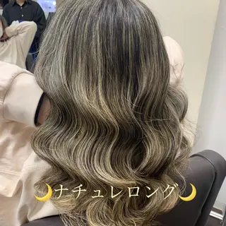 ロング ディレクター鮫島 俊介のヘアスタイル