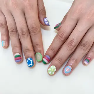 ネイル 藤原 みゆのネイルデザイン