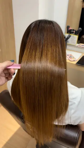 ロング 西原 みさきのヘアスタイル