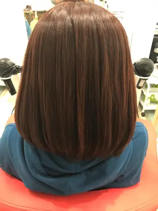 ミディアム カラー cut studio g.(カット スタジオ ジー)所属・岡野 有花のヘアスタイル