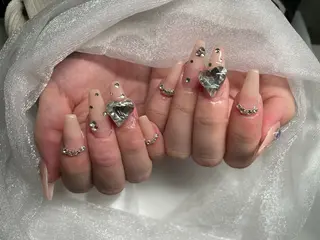 ネイル Roi〈ロワ〉 Minakoのネイルデザイン