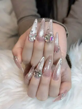 ネイル Julli NailStudioのネイルデザイン