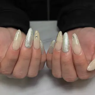 ミディアム minuit RIO🪽のネイルデザイン