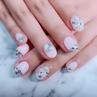 ネイル ネイルサロンエクラ 🫧Shizukaのネイルデザイン