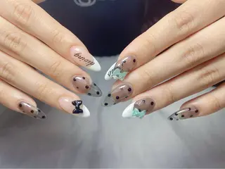 ネイル 💕鈴木ユリ パラジェル/オフ無料のネイルデザイン
