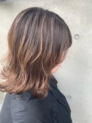 ショート カラー ハイトーンカラー🩵 耳ツボジュエリー👂のその他イメージ