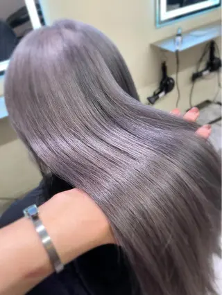 セミロング 韓国風レイヤーカット 💕髪質改善💫拓海のヘアスタイル