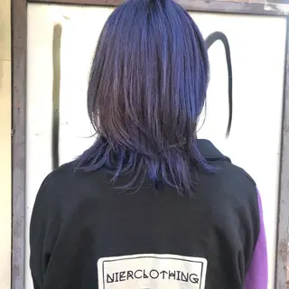 ミディアム カラー ホワイト&レイヤーカ ットエクステ長畠俊輔のヘアスタイル