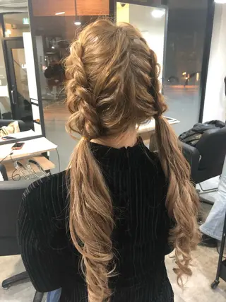 ロング カラー ヘアアレンジ 下妻 カラーエクステ難波のヘアスタイル