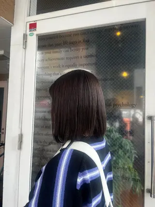 ミディアム まみ/暖色カラー /デザインカラーのヘアスタイル