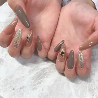 ネイル 西岡 杏のネイルデザイン