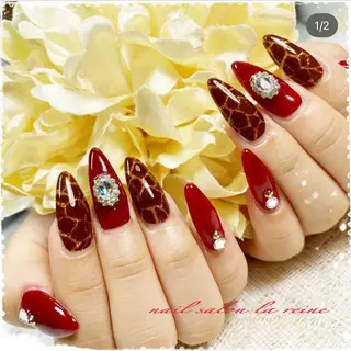 ネイル nail salon  la reine所属・nail salon la reineのネイルデザイン